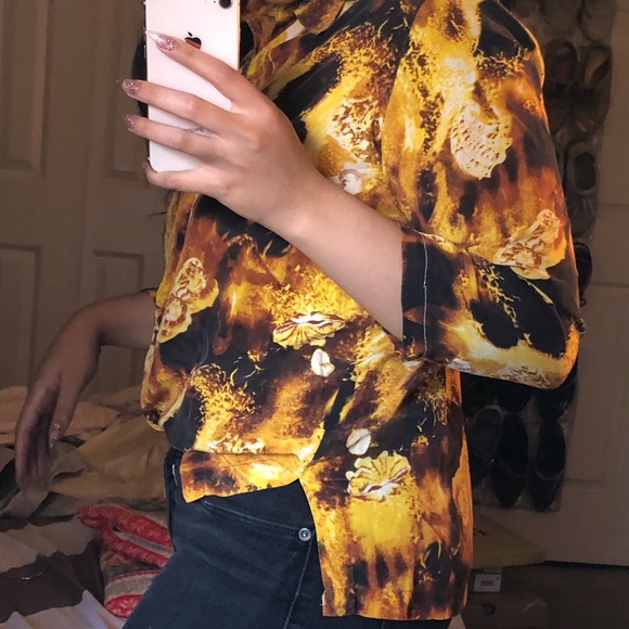 Patterned button up blouse - Picture 3 of 7